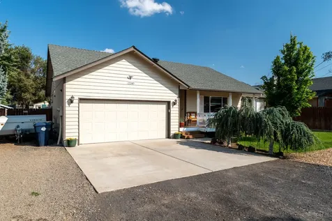 2240 SW 24th Street Redmond OR 97756