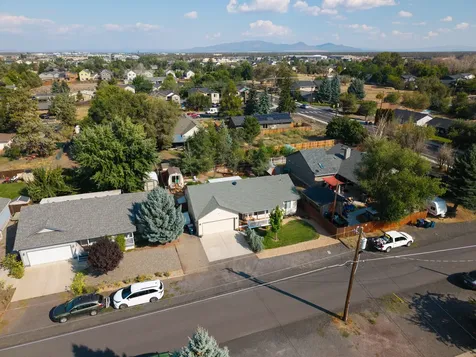 2240 SW 24th Street Redmond OR 97756