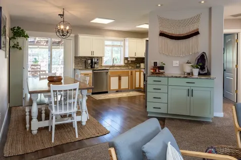 2240 SW 24th Street Redmond OR 97756