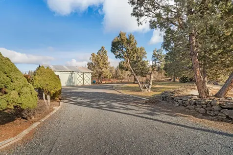 1839 NW 51st Street Redmond OR 97756
