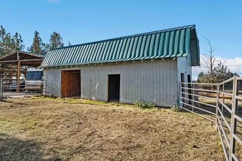 1839 NW 51st Street Redmond OR 97756