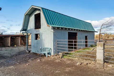 1839 NW 51st Street Redmond OR 97756