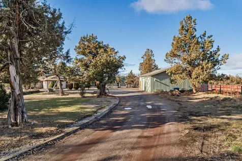 1839 NW 51st Street Redmond OR 97756
