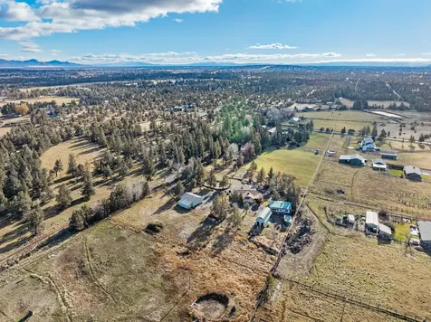 1839 NW 51st Street Redmond OR 97756