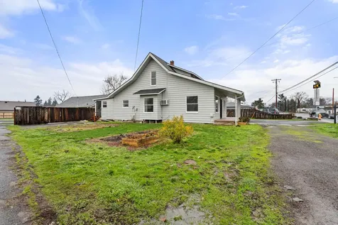 2772 Merriman Road Medford OR 97501