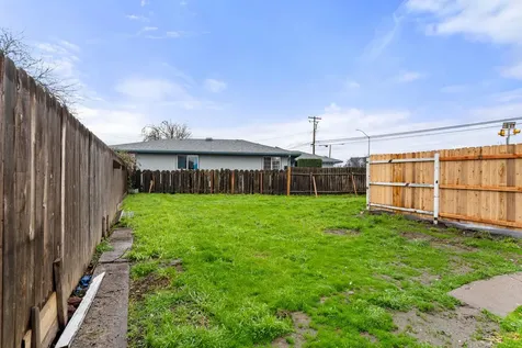 2772 Merriman Road Medford OR 97501