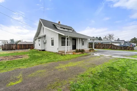 2772 Merriman Road Medford OR 97501