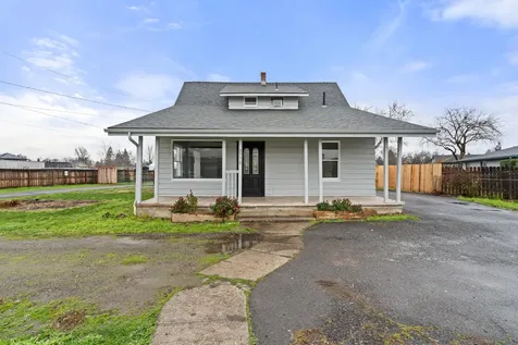 2772 Merriman Road Medford OR 97501