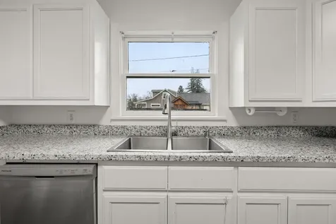 2772 Merriman Road Medford OR 97501