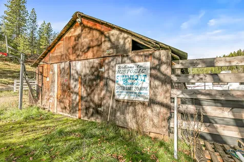 6026 Carberry Creek Road Jacksonville OR 97530