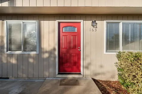 163 Berrydale Avenue Medford OR 97501
