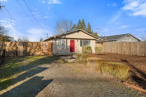 163 Berrydale Avenue Medford OR 97501