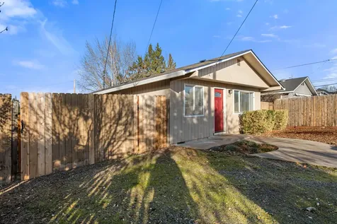 163 Berrydale Avenue Medford OR 97501