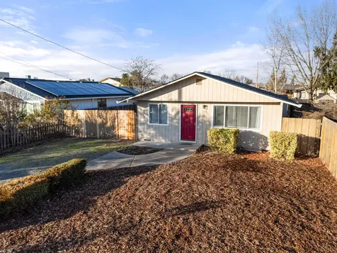 163 Berrydale Avenue Medford OR 97501