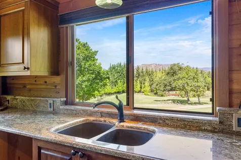 4896 Highway 66 Ashland OR 97520