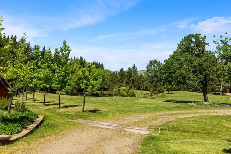 4896 Highway 66 Ashland OR 97520