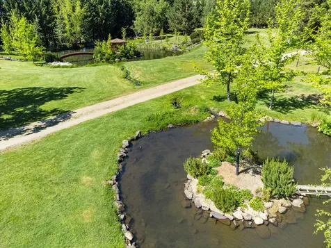 4896 Highway 66 Ashland OR 97520