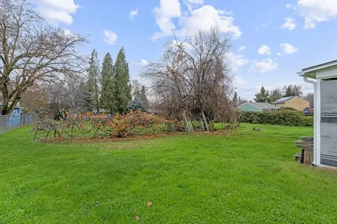 2819 Connell Avenue Medford OR 97501