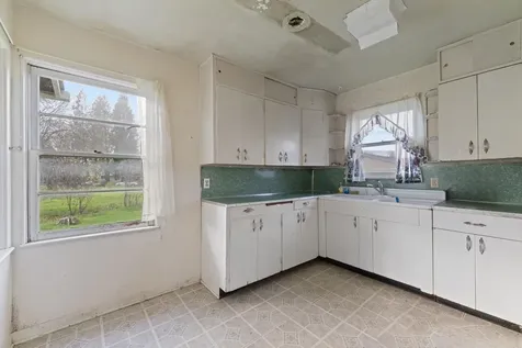 2819 Connell Avenue Medford OR 97501