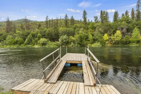 1407 Upper River Road Gold Hill OR 97525