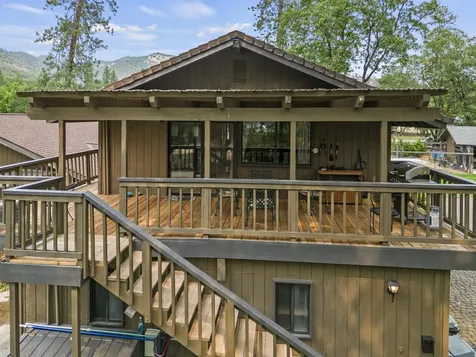 1407 Upper River Road Gold Hill OR 97525