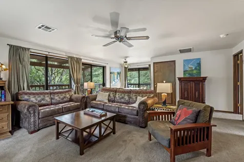 1407 Upper River Road Gold Hill OR 97525