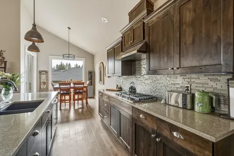 60414 Hedgewood Lane Bend OR 97702