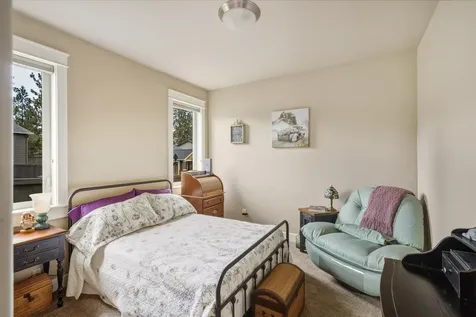 60414 Hedgewood Lane Bend OR 97702