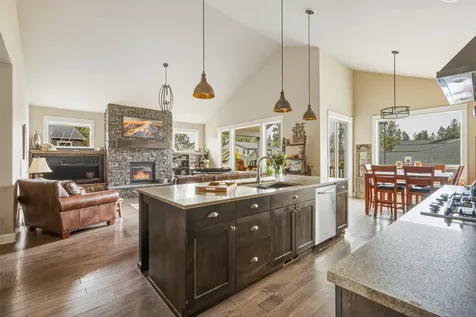 60414 Hedgewood Lane Bend OR 97702
