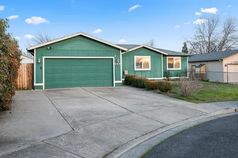 250 Tierra Circle Eagle Point OR 97524