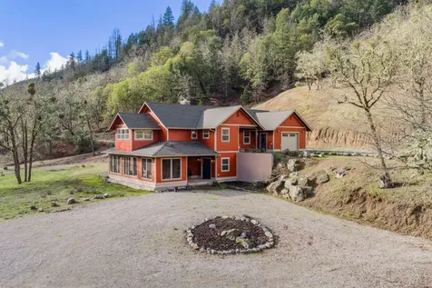 4760 Galls Creek Road Gold Hill OR 97525