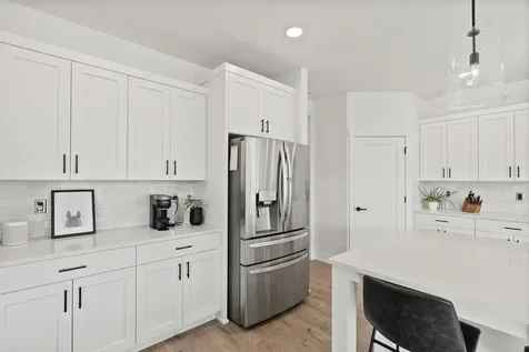 3842 NE Oakside Loop Bend OR 97701