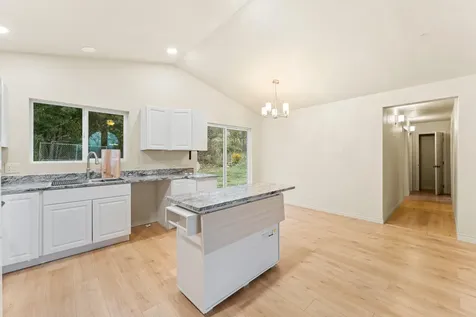600 Slagle Creek Road Grants Pass OR 97527