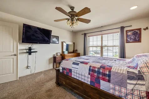 3934 El Cerrito Way Klamath Falls OR 97603