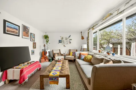 303 Garfield Street Ashland OR 97520