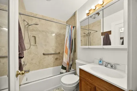 303 Garfield Street Ashland OR 97520