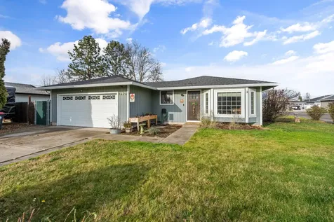 1426 Timothy Street Central Point OR 97502