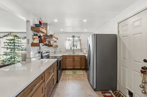 1426 Timothy Street Central Point OR 97502