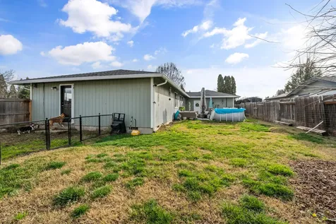 1426 Timothy Street Central Point OR 97502
