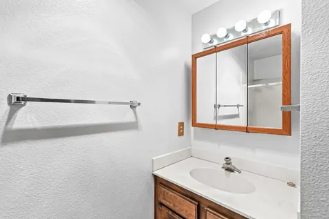 1846 Hart Avenue Medford OR 97501