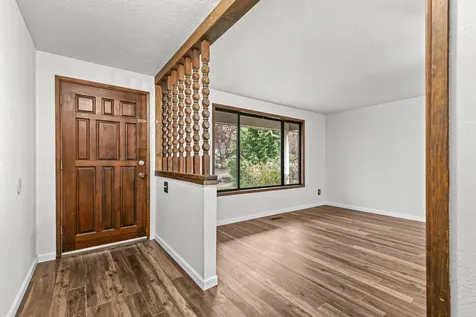 1846 Hart Avenue Medford OR 97501