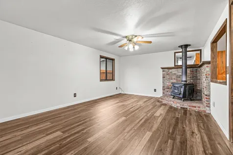 1846 Hart Avenue Medford OR 97501