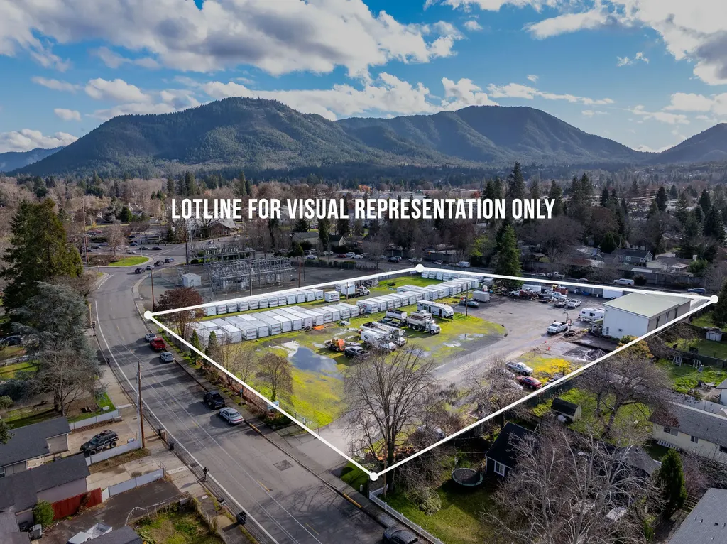 675 E Park Street Grants Pass OR 97527