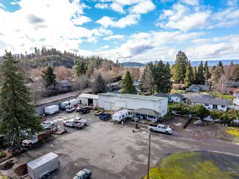675 E Park Street Grants Pass OR 97527
