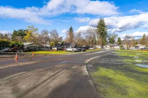 675 E Park Street Grants Pass OR 97527