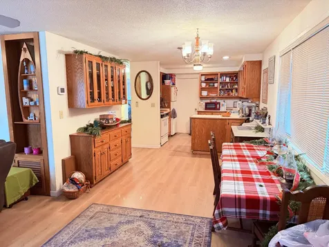 465 S 3rd Street Jacksonville OR 97530