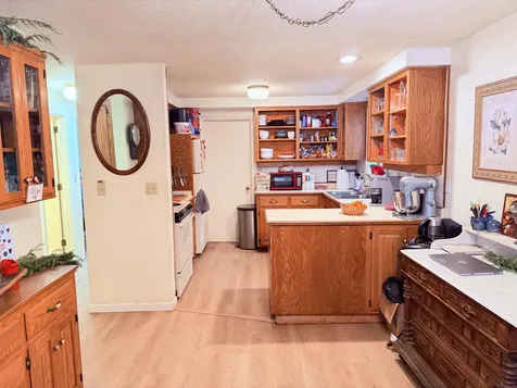465 S 3rd Street Jacksonville OR 97530