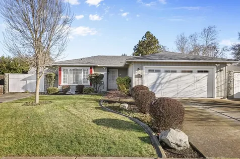 1378 Glengrove Avenue Central Point OR 97502