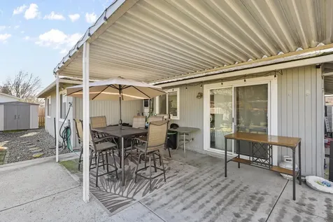 1378 Glengrove Avenue Central Point OR 97502