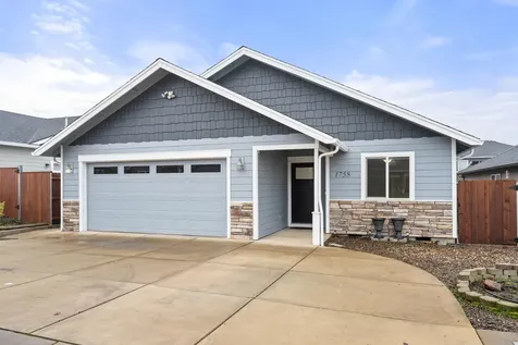 1758 Pearl Eye Lane Medford OR 97504